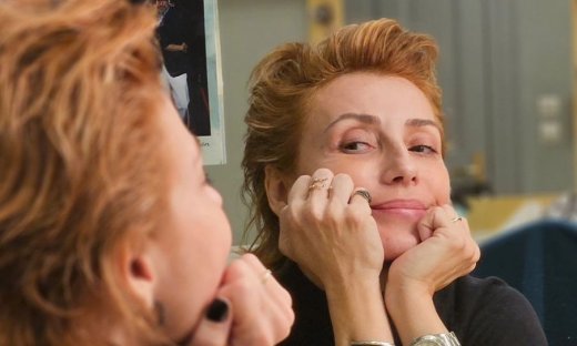 Η Ευδοκία Ρουμελιώτη μάς δείχνει πώς φοριέται σωστά η δαντέλα - Το απόλυτο look του φθινοπώρου!