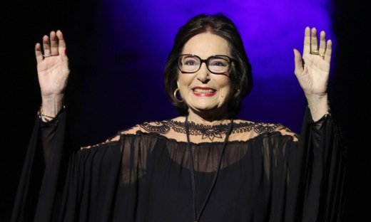 Νάνα Μούσχουρη: «Δεν είπα ότι θέλω να σταματήσω το τραγούδι» - Η νέα εξομολόγηση & τα όνειρα!