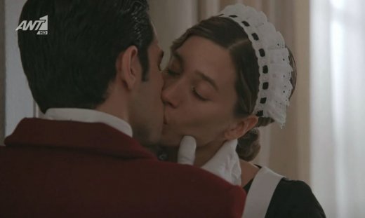 Grand Hotel - X: Μεγάλη τσούχτρα η Ελένη αλλά τεράστιο κορόιδο ο Νικόλας! Το φιλί που τον «τύφλωσε»!