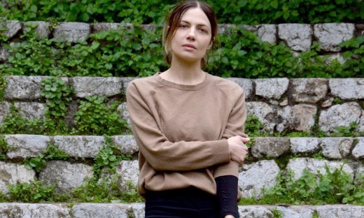 Μαύροι Πίνακες - Ελένη Βεργέτη: Ό ρόλος στη σειρά, οι σπουδές στο Λονδίνο & τα διλήμματα