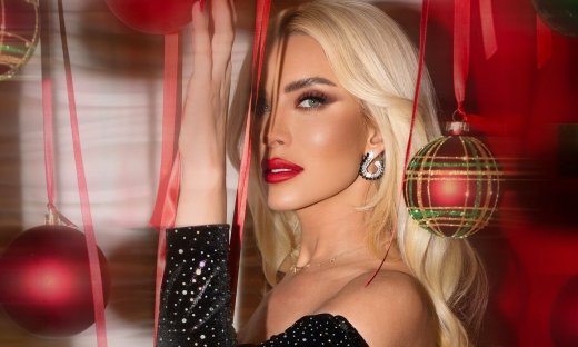 Καινούργιου: Ανυπομονώ να κάνω ένα παιδάκι, να είναι Χριστούγεννα & να είμαι όλη μέρα σε εκδηλώσεις