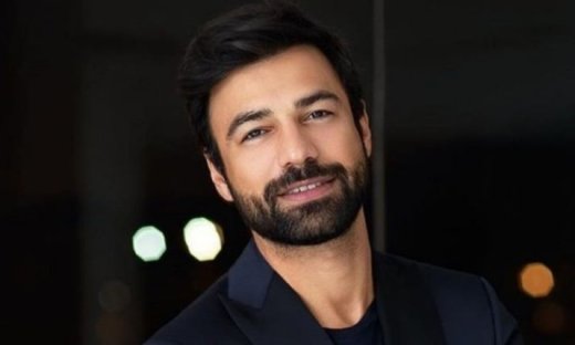 Ο Ανδρέας Γεωργίου «ντύνεται» γιατρός και εισβάλλει στη Γη της Ελιάς!