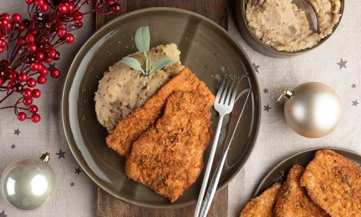Χοιρινό σνίτσελ με πουρέ κάστανο από τον Άκη Πετρετζίκη για το γιορτινό τραπέζι!