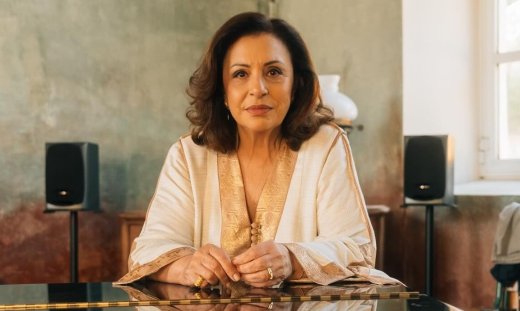 Χάρις Αλεξίου: Το εντυπωσιακό νυφικό με βέλο & οι καλεσμένοι στον γάμο της πριν... 32 χρόνια!