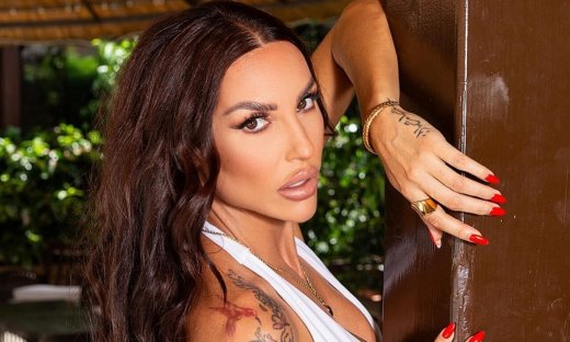 Ζέτα Θεοδωροπούλου: «Πήρα πίσω τις πινακίδες και με έγραψαν ξανά γιατί δεν ήξερα να τις κουμπώσω»