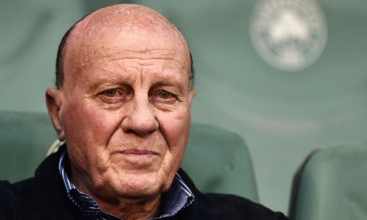 Ώρες αγωνίας για τον Μίμη Δομάζο - Μεταφέρθηκε εσπευσμένα στο νοσοκομείο