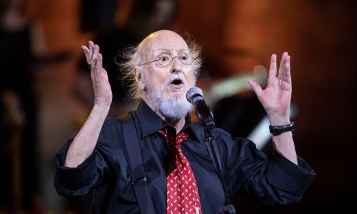 Διονύσης Σαββόπουλος: Σε λίγες ώρες το τελευταίο αντίο στη Μητρόπολη - Η επιθυμία της οικογένειας