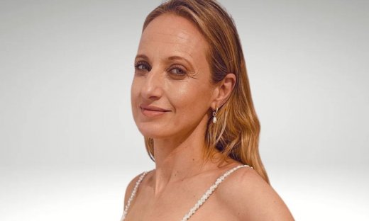 Αστέρω Κυπριανού: «Είναι δύσκολες οι εποχές αλλά και ο χώρος της υποκριτικής»