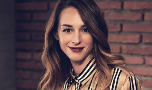 Βίκυ Παπαδοπούλου: Γενέθλια για την ηθοποιό – Η ηλικία, η καριέρα & ο γάμος με τον Τοκάκη!