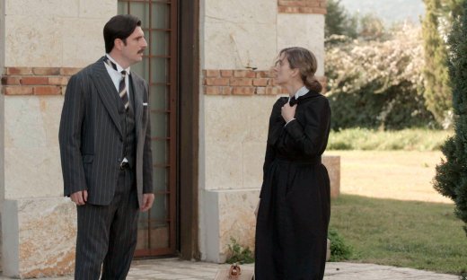 Grand Hotel: Η Ελένη ορκίζεται να εκδικηθεί τον Ρήγα: «Την κατάρα μου να ‘χεις»