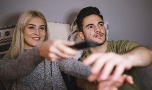 «Βλέπετε ακόμα;»: Η ερώτηση του Netflix που μας εκθέτει όλους