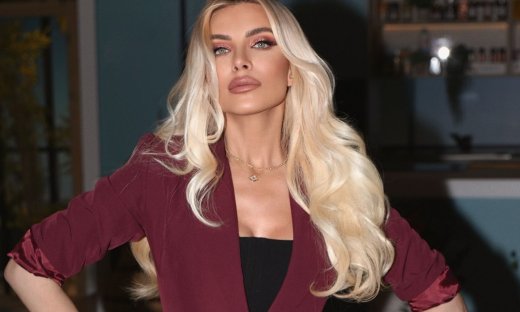 Καινούργιου για γνωστη influencer: «Παίρνει 15.000 ευρώ το ποστ, πρέπει κανονικά να φορολογείται»