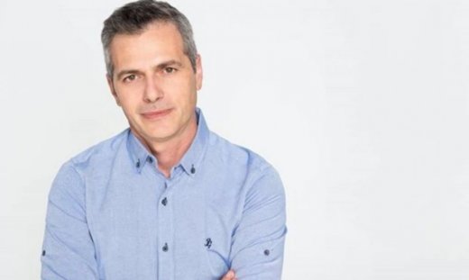 Μάριος Αθανασίου: «Το μεγάλωμα ενός παιδιού είναι ένα δύσκολο ταξίδι – Πάω με τα νερά τους»