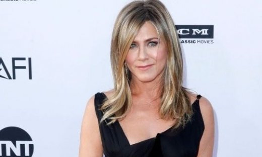 Η Τζένιφερ Άνιστον ολοκληρώνει την ανακαίνιση τoυ $14 εκατομμυρίων αρχοντικού της στο Bel Air