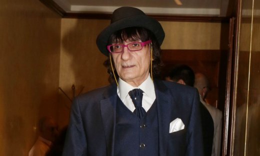 Στάθης Ψάλτης: Ο αντισυμβατικός σταρ που έκανε το γέλιο… τρόπο ζωής - 74 χρόνια από τη γέννησή του!