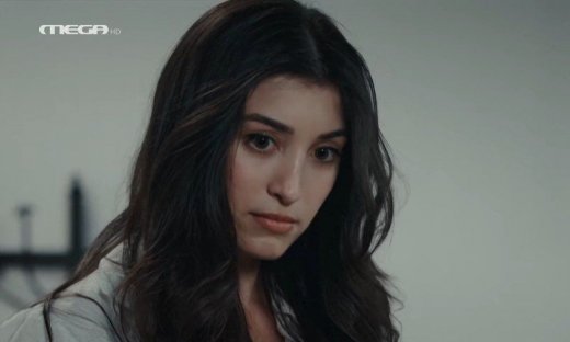 Γη της Ελιάς–Χριστοδούλου: Το εντυπωσιακό βιογραφικό της τηλεοπτικής Αφροδίτης & το ξεχωριστό Insta