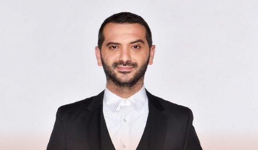 Λεωνίδας Κουτσόπουλος: Τρυφερές στιγμές με τον γιο του, Κίμωνα, δίπλα στη θάλασσα