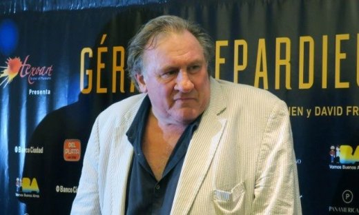 Ο Ζεράρ Ντεπαρντιέ στο στόχαστρο έρευνας για φοροδιαφυγή