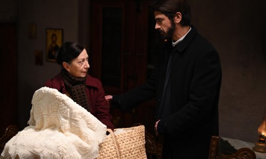 Άγιος έρωτας - Ο Μαρκόπουλος ανακοινώνει στη Χλόη ότι η κόρη της είναι νεκρή