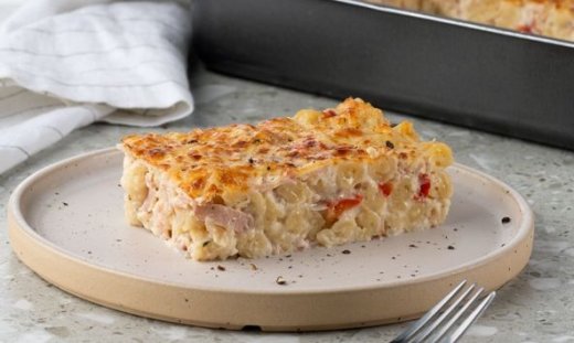 Σουφλέ ζυμαρικών με μπεσαμέλ από τον Άκη Πετρετζίκη!