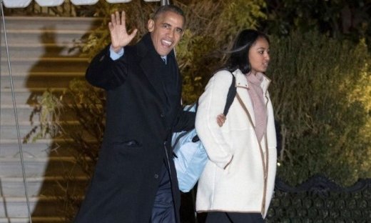 Σάσα Ομπάμα: Χαλαρές στιγμές στο Λος Άντζελες με φίλους και... πλέξιμο