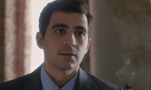 Άγιος Έρωτας: Ο Χάρης βρίσκεται μπροστά στην πόρτα της Αναστασίας που έχει μείνει μόνη της και...