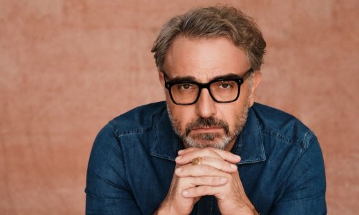 Φάνης Μουρατίδης: «Μου έστειλαν άσεμνες φωτό και κατά λάθος έβαλα καρδούλα. Είμαι εντελώς άσχετος»