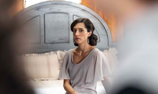 Grand Hotel: Η Σοφία ερωτεύεται έναν ιερέα