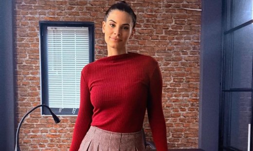 Χριστίνα Μπόμπα: Η εξομολόγηση για τη σχέση με τον Σάκη, την πρόταση γάμου και τα hate comments