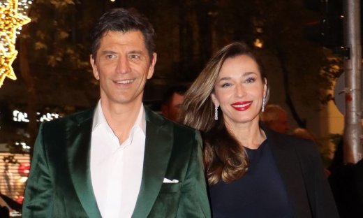 Full in love ο Σάκης Ρουβάς: Το τρυφερό φιλί και η αφιέρωση στην Κάτια Ζυγούλη επί σκηνής!