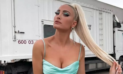 Τούνη: «Όταν βλέπεις έξω πρώην σου, αλλά θυμάσαι τους λόγους που χωρίσατε» - Το βίντεο έγινε viral