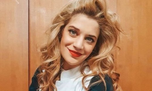 Τζένη Θεωνά: «Σκέφτομαι για δεύτερο παιδί, γιατί…»