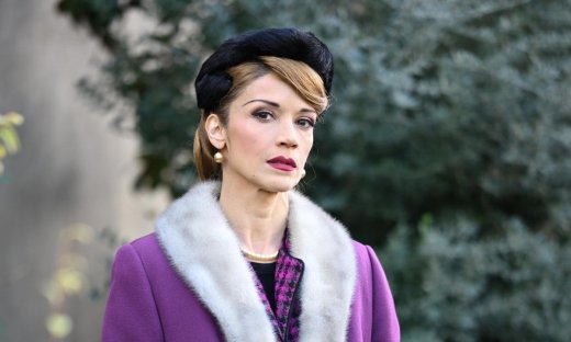 Άγιος έρωτας: Η Κατρίν συλλαμβάνεται τη νύχτα των αρραβώνων της