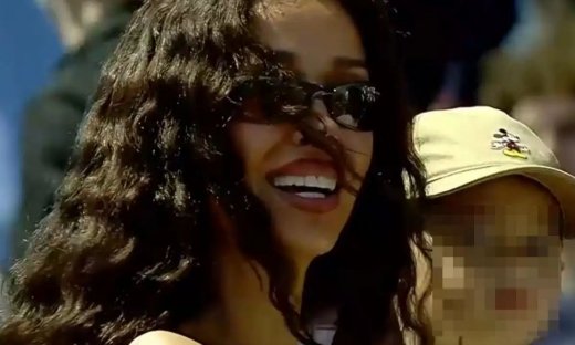 Ελένη Φουρέιρα: Κάνει βόλτα στον ήλιο με τον μικρό Ερμή & ο Αλμπέρτο Μποτία τούς απαθανατίζει!