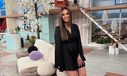 Ελένη Τσολάκη: Η πρώτη βόλτα στον ανοιξιάτικο ήλιο με τη νεογέννητη κόρη της! (φωτό)