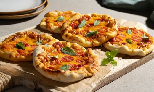 Θα τα λατρέψεις! Μίνι πιτσάκια από τον Άκη Πετρετζίκη