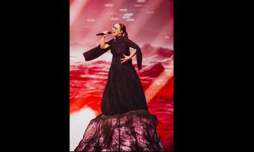 Eurovision 2025: Οι πρώτες φωτογραφίες από την πρόβα της Ελλάδας- Η Klavdia και ο... βράχος!