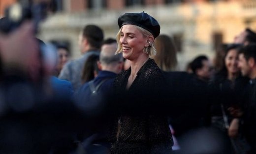 Netflix - «The Old Guard 2»: H Σαρλίζ Θερόν αντιμέτωπη με νέα απειλή στο πρώτο τρέιλερ του σίκουελ