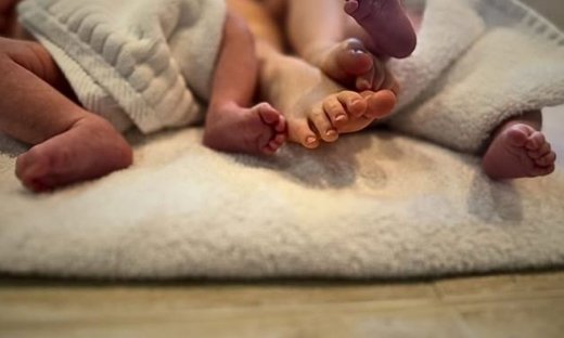 Απέκτησε δίδυμα και ανακοίνωσε το ευχάριστο νέο στο Instagram - Η πρώτη φωτογραφία με τα νεογέννητα