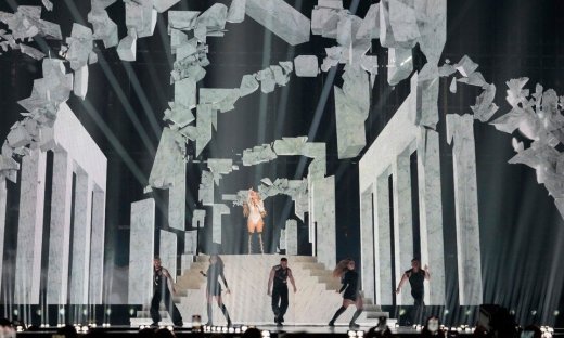 Τα 35 δεύτερα της Eurovision: Αυτό επικρατεί στη σκηνή όσο εμείς βλέπουμε τις καρτ ποστάλ