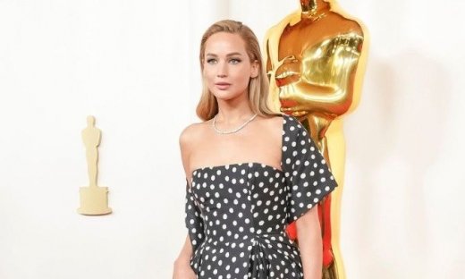 Ο Σον Πεν θεωρεί ότι η Τζένιφερ Λόρενς είναι «η τελευταία σταρ του κινηματογράφου» στο Χόλιγουντ