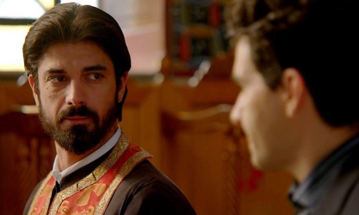 Άγιος Έρωτας–Χ: Το σχέδιο του Πέτρου & η εξομολόγηση - «Τα είπε όλα στον εραστή της γυναίκας του»