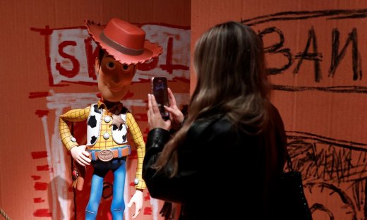 O κωμικός και παρουσιαστής των Όσκαρ 2025, Κόναν Ο' Μπράιαν, στο «Toy Story 5»