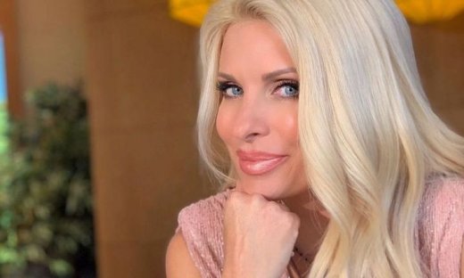 Υλικό-φωτιά: Στο φως η ταυτότητα της Ελένης Μενεγάκη - Ο λόγος που την έδειξε & το ύψος