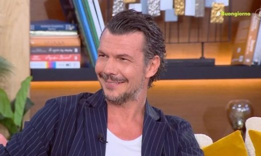 Παπαζήσης: «Συζήτησα με την πρώην σύζυγό μου & τον σύντροφό της να μείνω απέναντί τους για το παιδί»