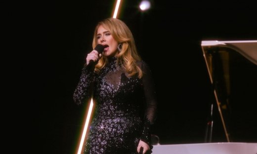 Η μεταμόρφωση της Adele! Μείον 45 κιλά - Τα πέντε σημεία που άλλαξαν ριζικά την εικόνα της