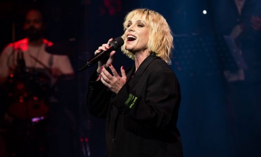 Αλλά-ΖΩ” λέει η Ελεωνόρα Ζουγανέλη!