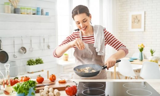 Γεύση που αγαπάς, διατροφή που χρειάζεσαι: Με Μπεσαμέλ ΓΙΩΤΗΣ και Πουρέ Πατάτας ΓΙΩΤΗΣ όλα γίνονται