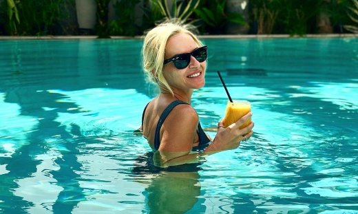 Μαρία Μπεκατώρου: Οι διακοπές στην Αλλόνησο, οι βουτιές σε καταγάλανα νερά & οι μαγικές εικόνες