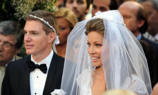 Χρουσαλά – Πατίτσας: Γιορτάζουν 15 χρόνια γάμου και εμείς θυμόμαστε πόσο όμορφη νύφη ήταν!